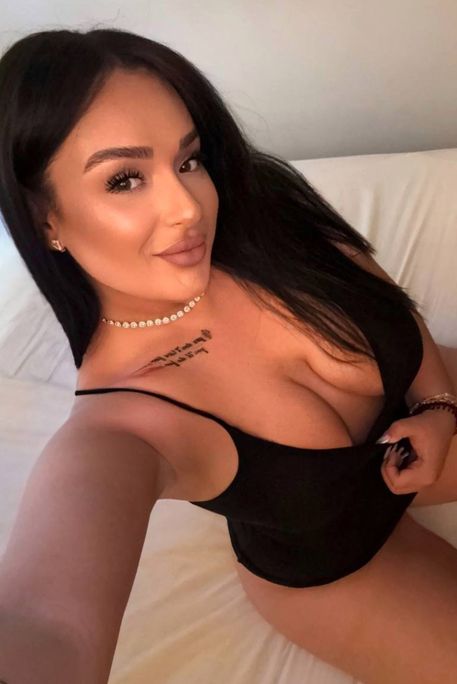 Candy - Escort Girl in Paddington London