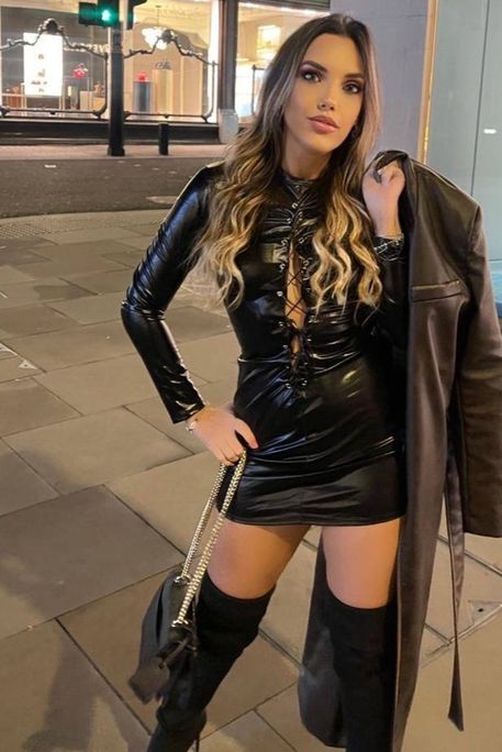 Pele - Escort Girl in Oxford Circus London