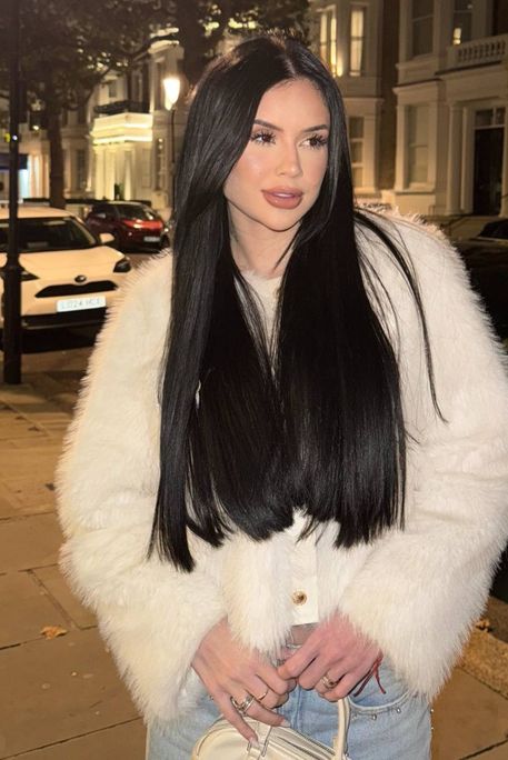 Riffera - Escort Girl in Baker Street London