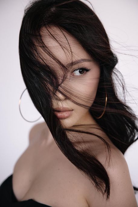 Ginza - Escort Girl in Earl's Court London