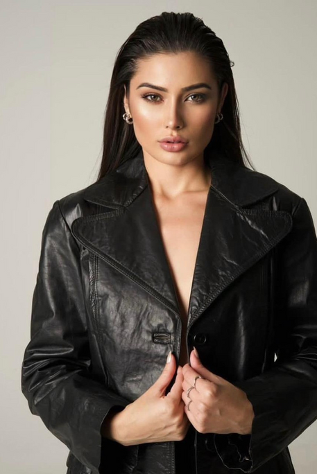 Peppermint - Escort Girl in Baker Street London