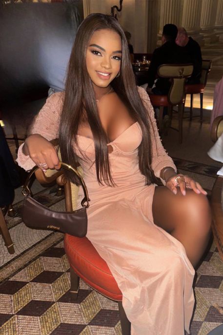 Zulu - Escort Girl in Earl's Court London