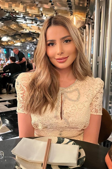 Fabiola - Escort Girl in Earl's Court London