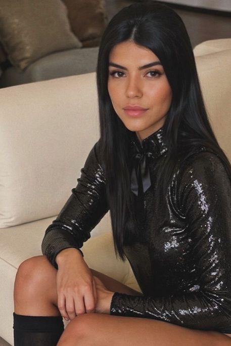 Lally - Escort Girl in Bond Street London