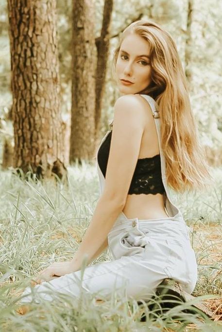 Constance - Escort Girl in Earl's Court London