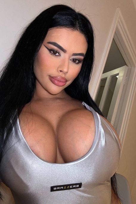 Bella Sadim - Escort Girl in Sloane Square London