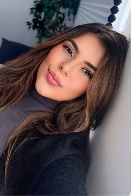 Oneida - Escort Girl in West Kensington London