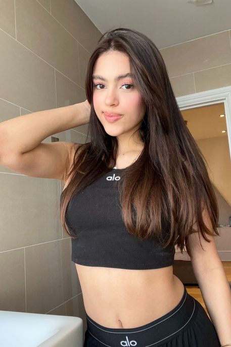 Aderyn - Escort Girl in Royal Oak London