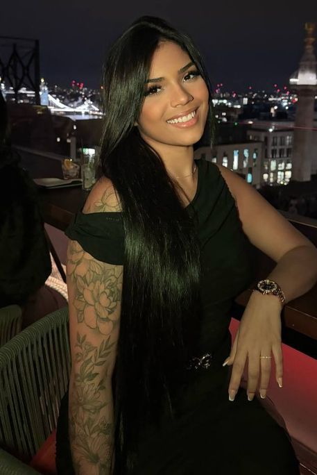 Bravia - Escort Girl in Nine Elms London