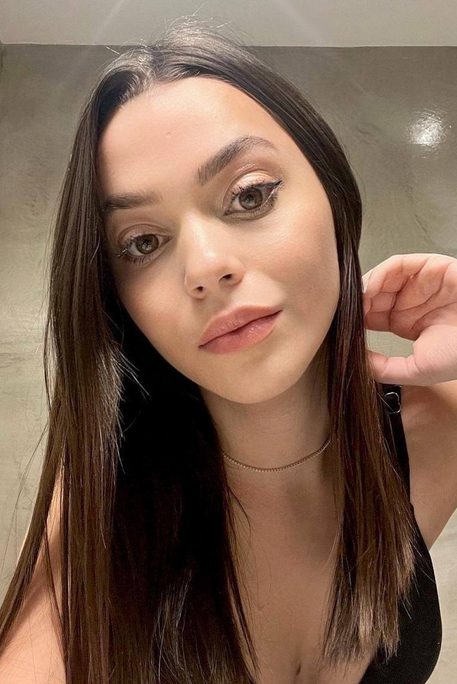 Fidela - Escort Girl in Edgware Road London