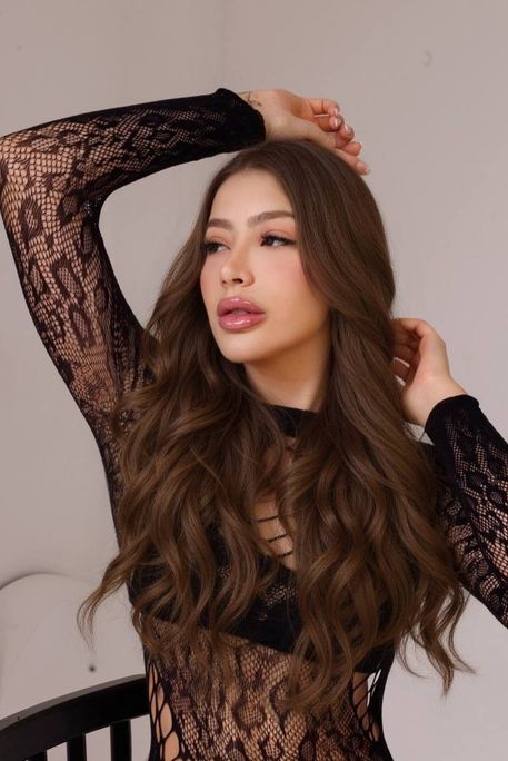 Delfa - Escort Girl in Canary Wharf London