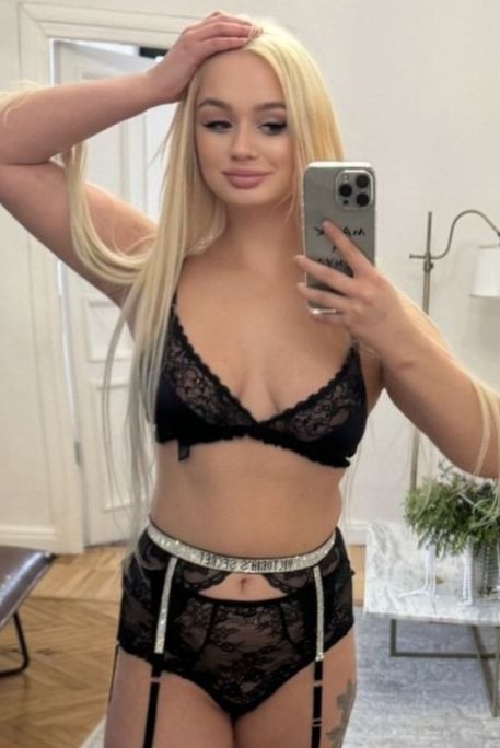 Anima - Escort Girl in Earl's Court London